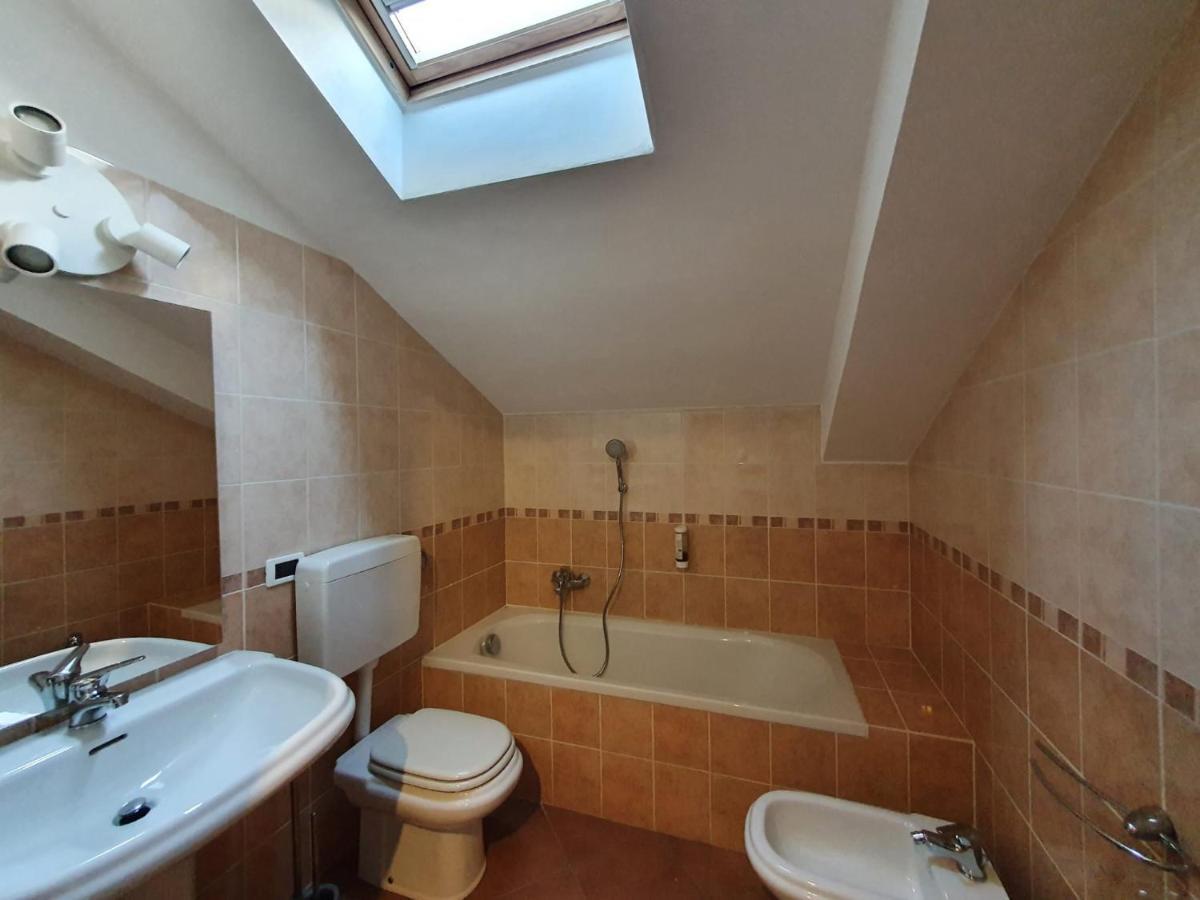 Hh Hermoso Housing Serravalle سيرّافالّي سكريفِيا المظهر الخارجي الصورة